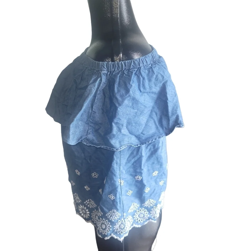 Old Navy Denim Off-Shoulder Top with White Embroidered Hemline M - Picture 4 of 6